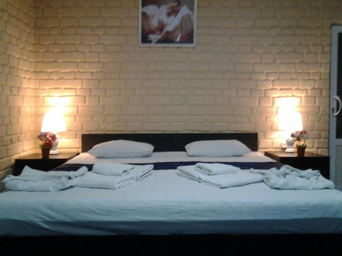 Minor Hotel Tashkent Esterno foto