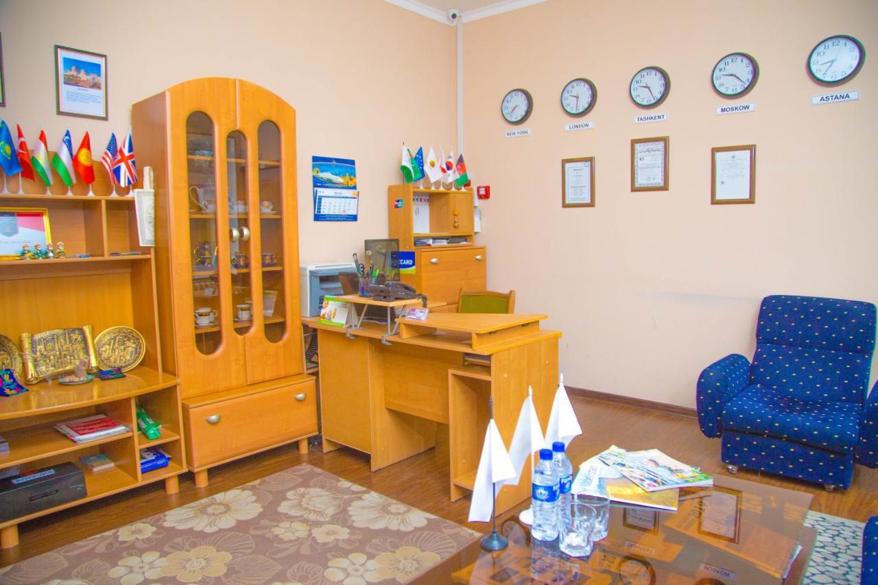 Minor Hotel Tashkent Esterno foto