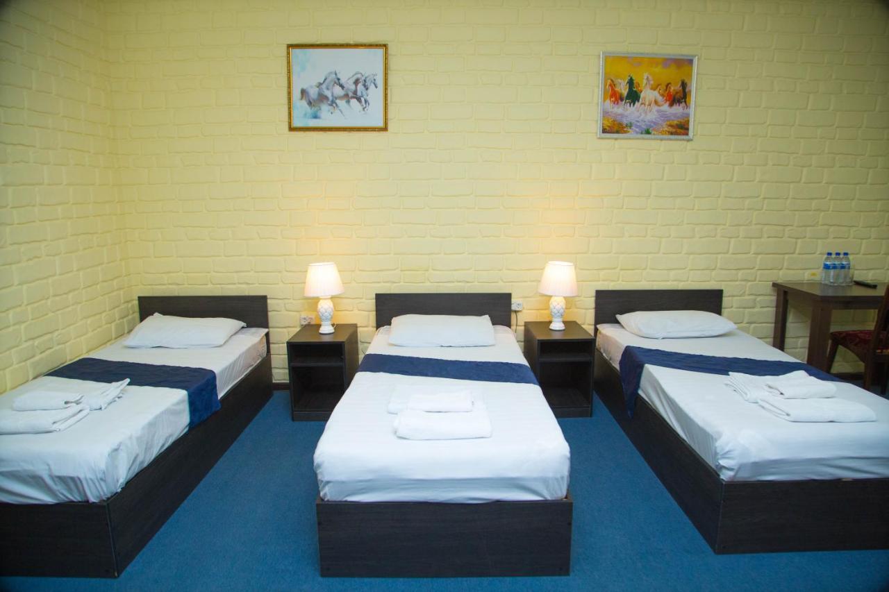 Minor Hotel Tashkent Esterno foto